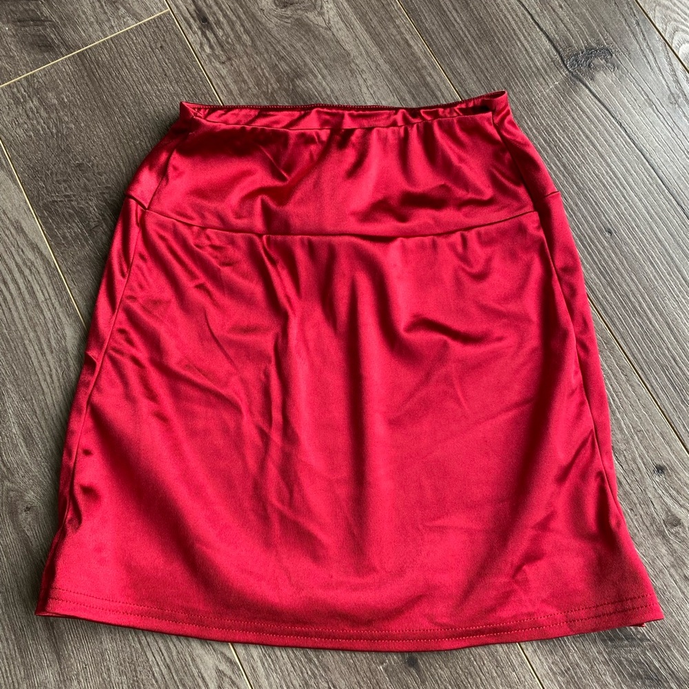 3/$30 Wet Seal red satin mini skirt w\ lining